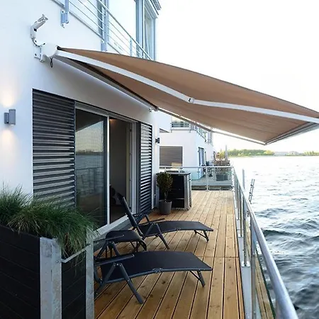 Botel Floating-haus Meerferien *