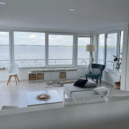 Floating-haus Meerferien Botel